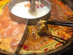 -渝涯重庆豆花老火锅(中赢国际店)