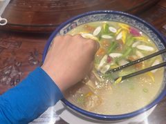 -香麒园·过桥米线·南湖雅宴