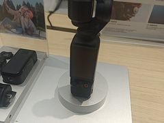 -DJI大疆(深圳华强北曼哈授权体验店)