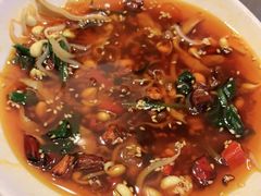 -六福烧烤酒馆(秦隆步行街店)