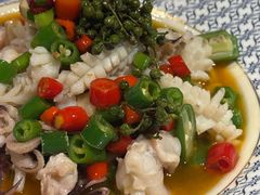 椒麻小墨鱼-开海·红岛海鲜虾水饺(石老人店)