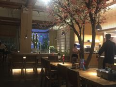 -蜜桃餐厅·伴山(湖滨商业街店)