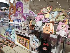 -名创优品(广州萝岗万达广场店)