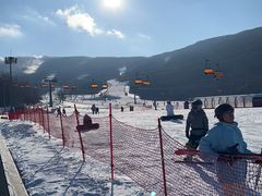 -中旅松花湖滑雪场