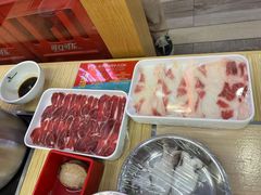 -杨老板·海鲜集市火锅·鲜切牛肉(中防万宝店)