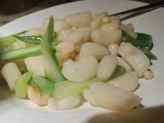 -吴越荣记苏州菜·松鼠桂鱼 100% 活鱼现做(月光码头店)