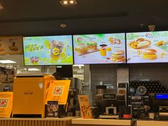 -麦当劳(上海虹桥站30B检票口楼上)