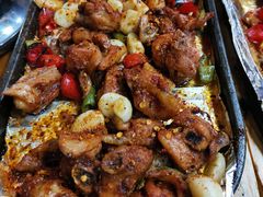 -老东镇啤酒屋海鲜加工·蒸汽海鲜·海鲜烧烤(台东店)