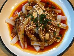 -渝信川菜 · 川味家常菜(财富购物中心店)