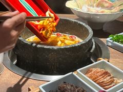 -蘑界·野生菌火锅(深业上城店)