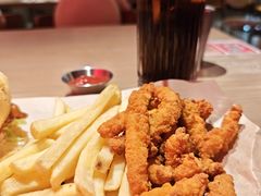 -必胜客(航洋国际店)