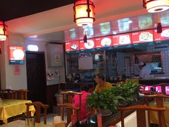 -陈寔包子王·卤煮小肠·京味小吃(龙潭店)