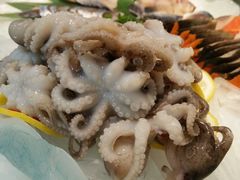 -绿岛港轩海鲜烤肉涮锅自助餐厅