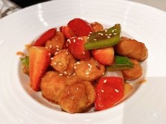 菠萝咕咾肉-文兴酒家(晶品店)