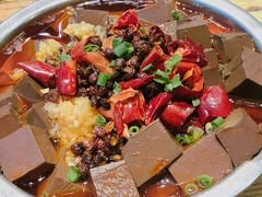 鸭血-游园觅食记夜市·小龙虾大排档