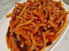 -渝信川菜 · 川味家常菜(财富购物中心店)