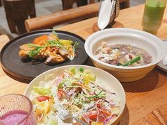 -上芽食集(德思勤店)