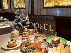 -Mogul Eatery·大亨餐酒馆