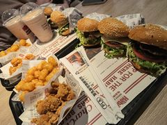 -The Habit Burger Grill 哈比特汉堡(复兴soho店)