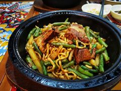 -金扁豆酱肉焖面
