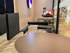 -瑞幸咖啡(纽宾凯酒店新华路店)