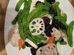 -天外天美食广场(哈尔滨路店)