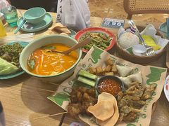 -迷你椰·泰式大排档(湖州衣裳街店)