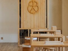 -蟹家大院 · 独揽江景(滨江店)