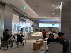 -喜茶(杭州滨江宝龙店)