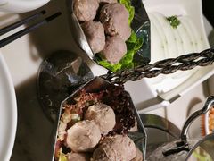 -左庭右院鲜牛肉火锅(浦江欢乐颂店)