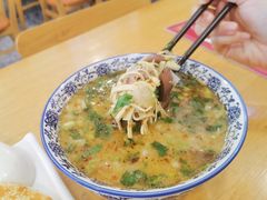-八百里牛肉汤(盖饭·锅贴·万象城店)