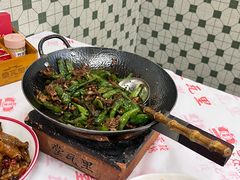 辣椒炒肉-堂瓦里·33年传统赣菜(第一街区店)