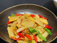 -忆江南·临江鱼馆