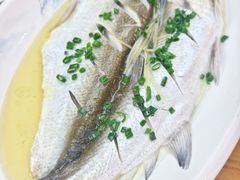 -品鲜村农家菜·阳澄湖大闸蟹(总店)