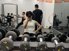 -乐刻健身(汇德隆购物中心店)