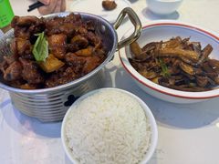 -峨嵋小镇·川菜(勒泰中心店)
