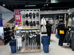 -迪卡侬(环球港店)