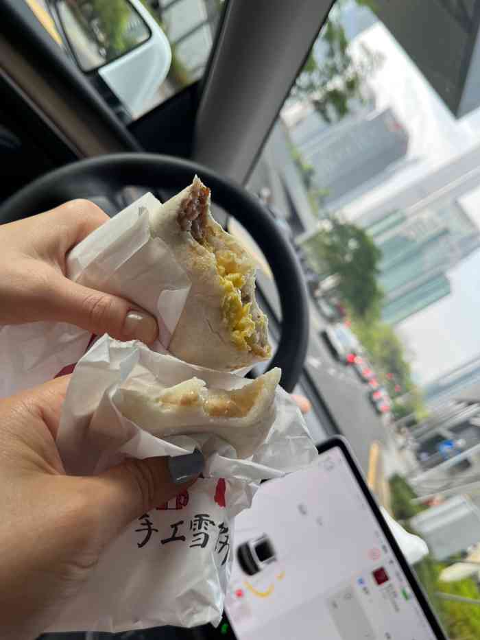 嘉嘉手工雪饼(莞城门市店)-"手工雪饼,网红产品,这是,在朋友圈有见过.