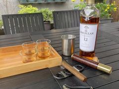 -小草屋轰趴馆别墅派对新场团建家庭聚会