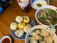蟹黄大虾双拼-鑫震源·苏式大虾生煎(山塘街店)