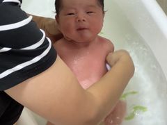 -天鹅到家·保姆月嫂育儿嫂(龙华店)