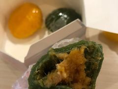 咸蛋黄肉酥青团礼盒装兑换券-肯德基(招远金城店)