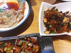 -隔壁老王·家常云南菜(花巷店)