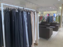 -Max Mara(王府井奥莱·香江小镇店)