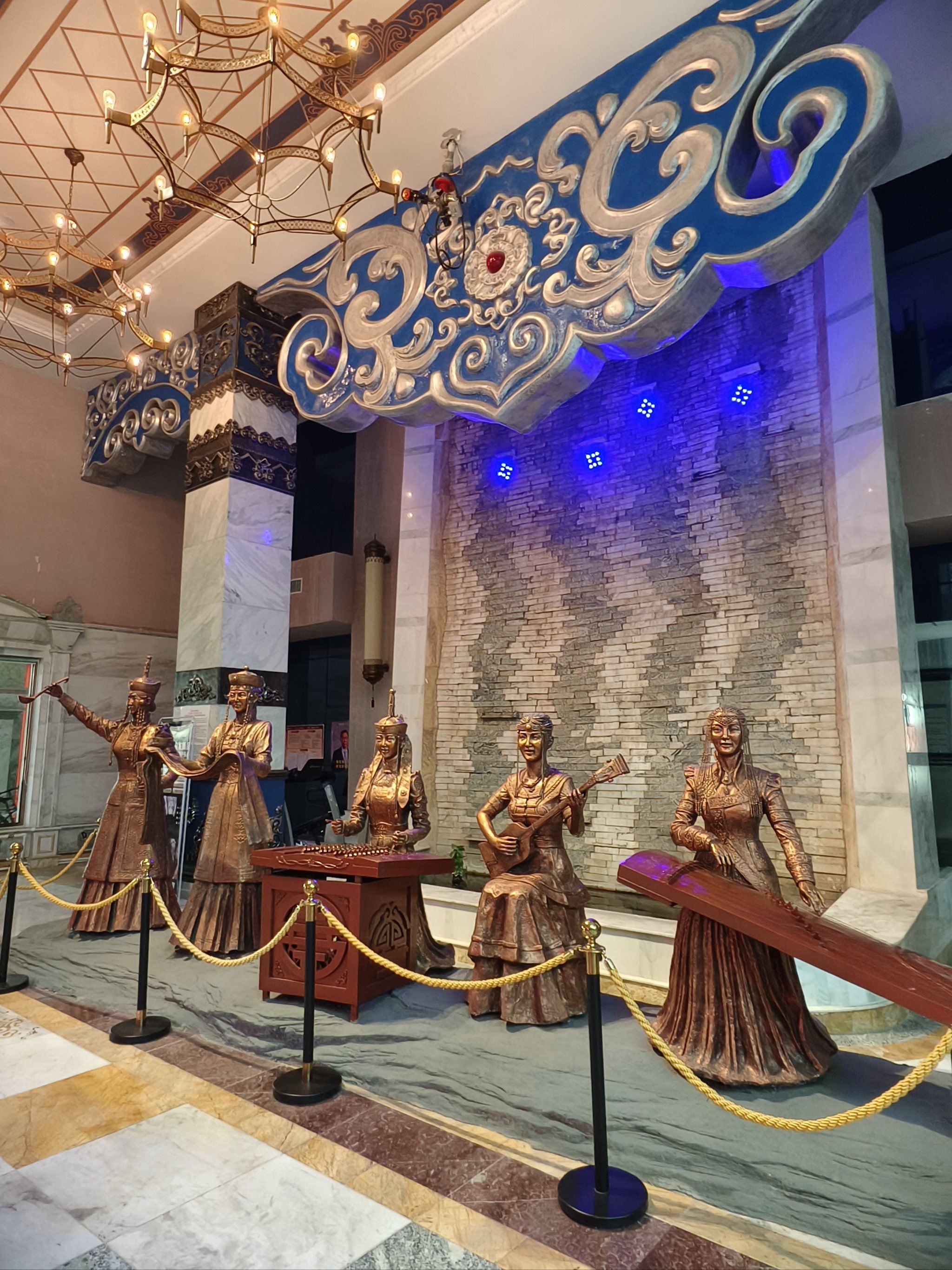 蒙古利亚感受马都草原的风采