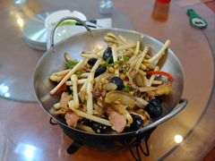 干锅花生芽-宜城私房菜.臭鳜鱼(九华新街店)