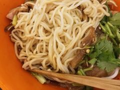 -华中科技大学东教工食堂