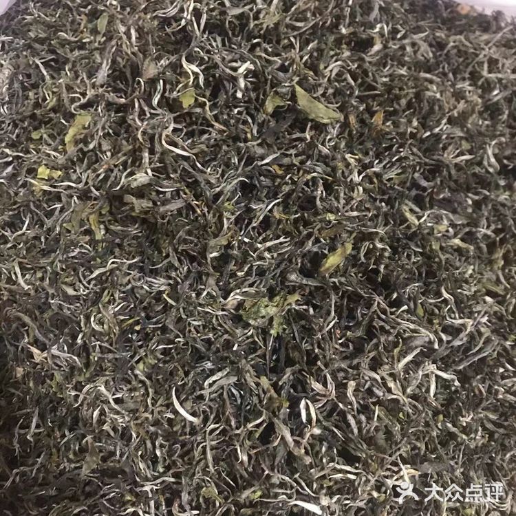 倚邦曼拱猫耳朵小叶种茶