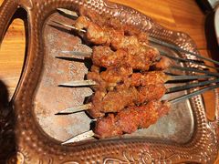 传统羊肉串-阿里家·新疆烤肉酒場 by MIG