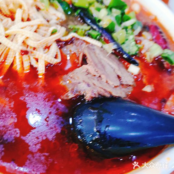 王氏牛肉汤(陵园路店)